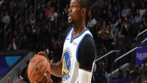 伊朗超惊心动魄之旅：中坚之师客场连胜五场！