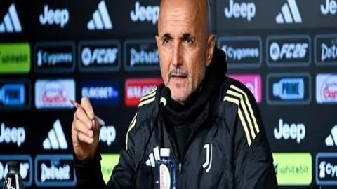 “亨德森决意坚守，沙场再战无怨无悔”